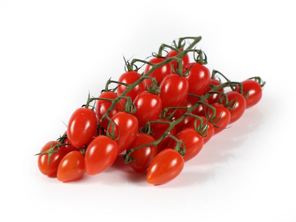 Mynd Tómatar cherry á grein datterino